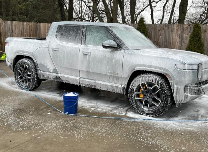 RIVIAN FOAM BATH BEFORE XPEL PPF 